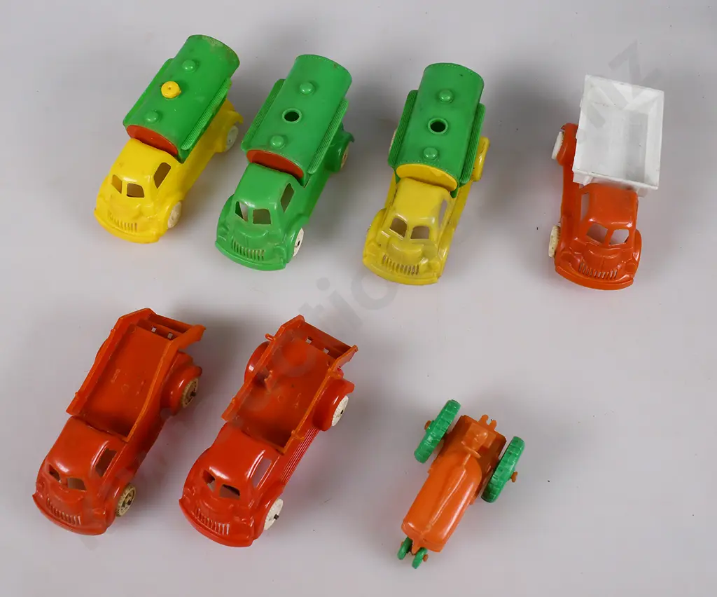 PROTEX PLASTIC TOY TRUCKS & TRACTOR Image 1++