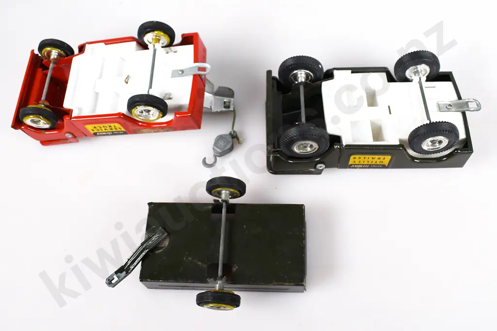 TRI-ANG MINI HIGHWAY SERVICE TRUCK & UTILITY TRAILER SET Image 1++