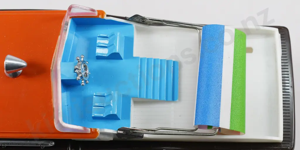 LINCOLN INTERNATIONAL POWER BULLDOZER, DEEP SEA CRUISER IN BOXES Image 1++