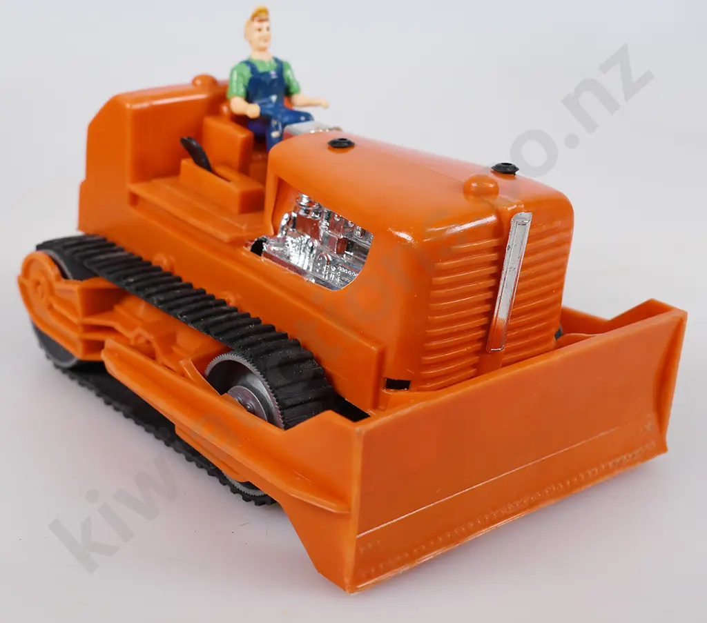 LINCOLN INTERNATIONAL POWER BULLDOZER, DEEP SEA CRUISER IN BOXES Image 1++