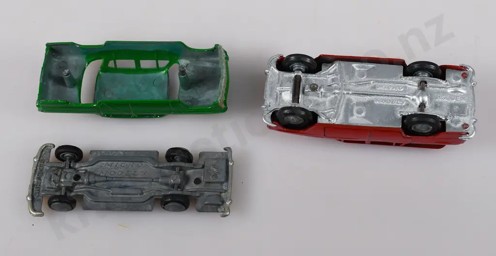 MICRO MODEL MATAI/LINCOLN ISSUE CHRYSLER, HOLDEN FC STATION WAGON Image 1++