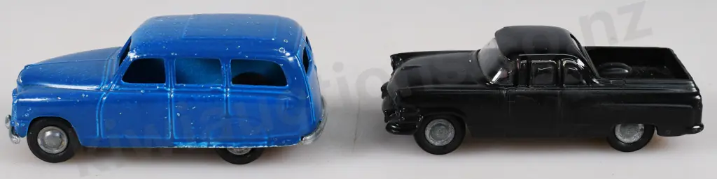 MICRO MODEL MATAI ISSUE  VANGUARD & FORD MAINLINE Image 1++