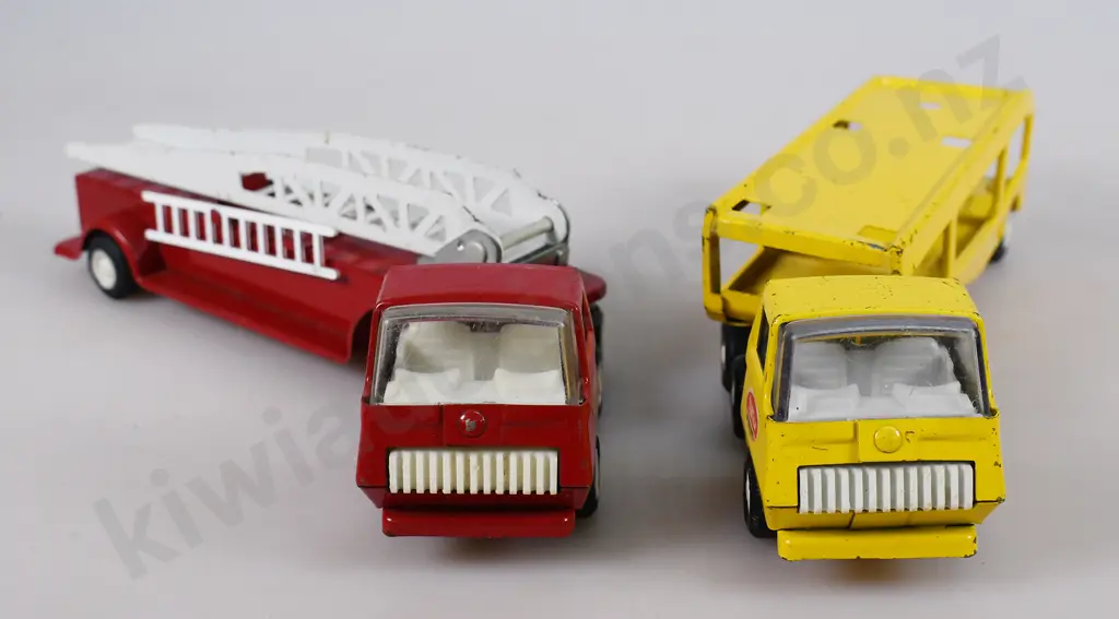 TONKA TOY FIRE ENGINE, CAR CARRIER Image 1++
