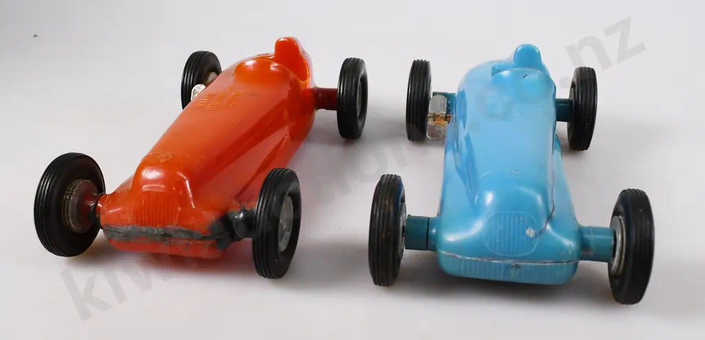 PLASTIC RACING CARS & TRUCKS Image 1++