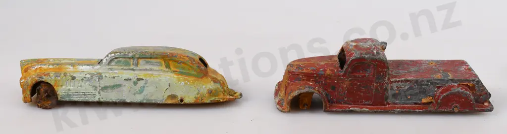 TINK-E TOYS RESTORERS VEHICLES Image 1++