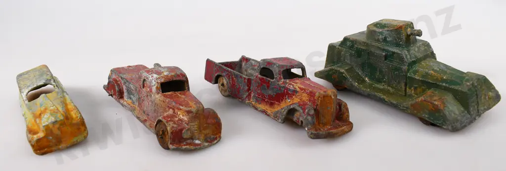 TINK-E TOYS RESTORERS VEHICLES Image 1++