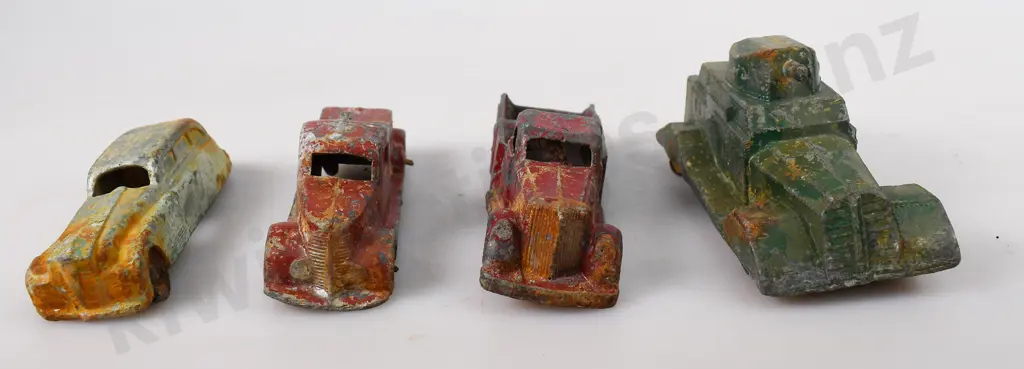 TINK-E TOYS RESTORERS VEHICLES Image 1++