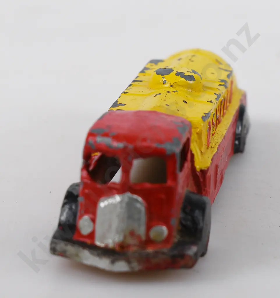 TINK-E TOYS SHELL TANKER Image 1++