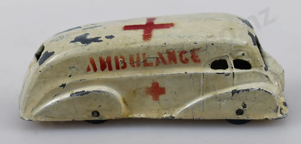 TINK-E TOYS AMBULANCE Image 1++