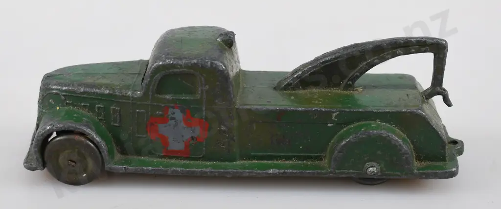 TINK-E TOYS BREAKDOWN TRUCK Image 1++