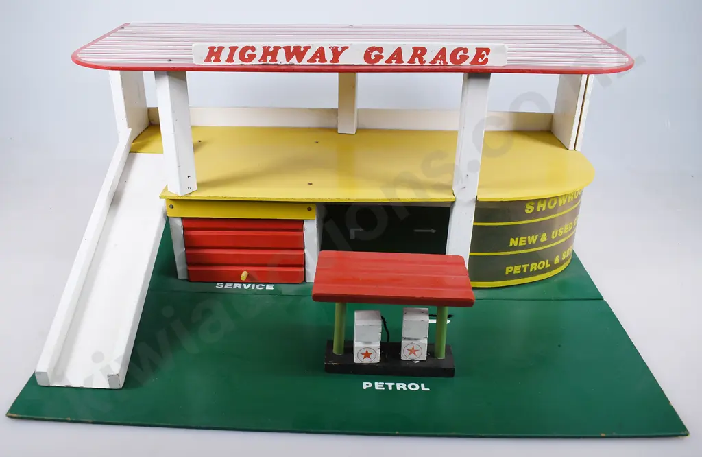HIGHWAY GARAGE Image 1++