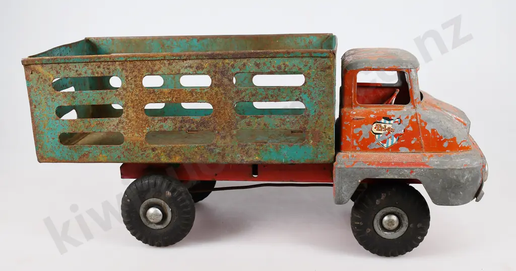 TRI-ANG TOYS THAMES TRADER FARM TRUCK Image 1++
