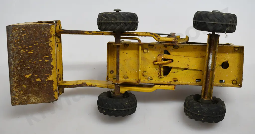 TRI-ANG EARTH MOVING HI LOADER Image 1++