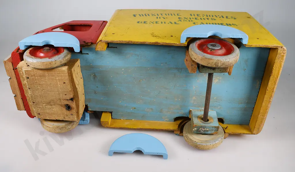 WOODEN FURNITURE REMOVALS VAN Image 1++