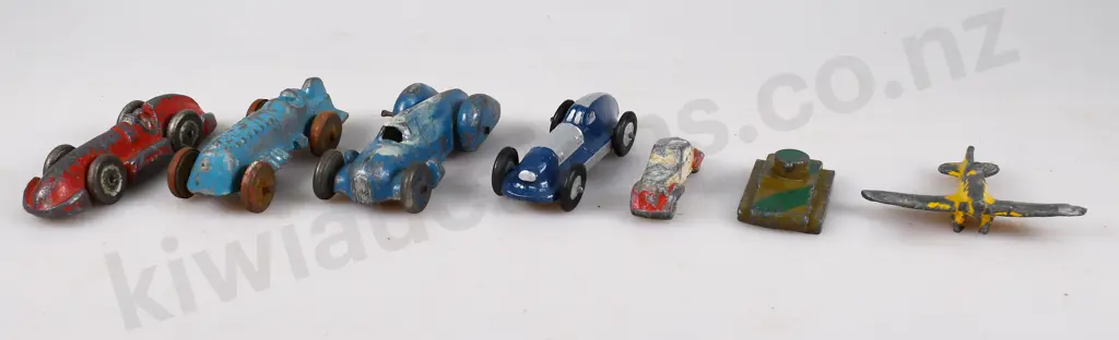 UNIDENTIFIED LEAD TOY VEHICLES Image 1++
