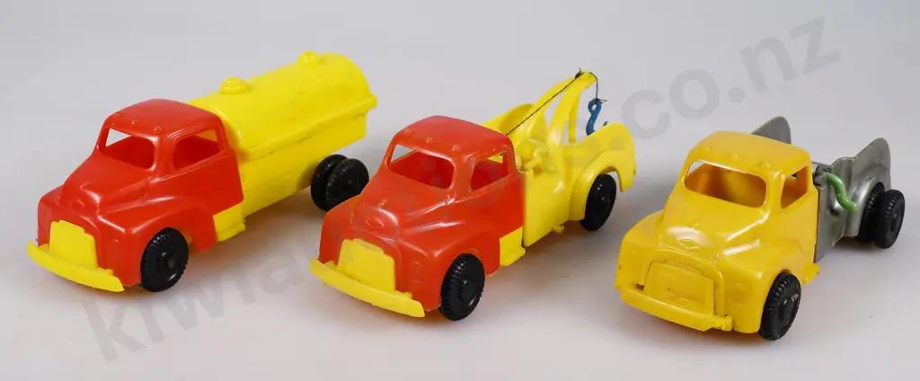 ZEALITE NEW ZEALAND MADE TOY TRUCKS Image 1++