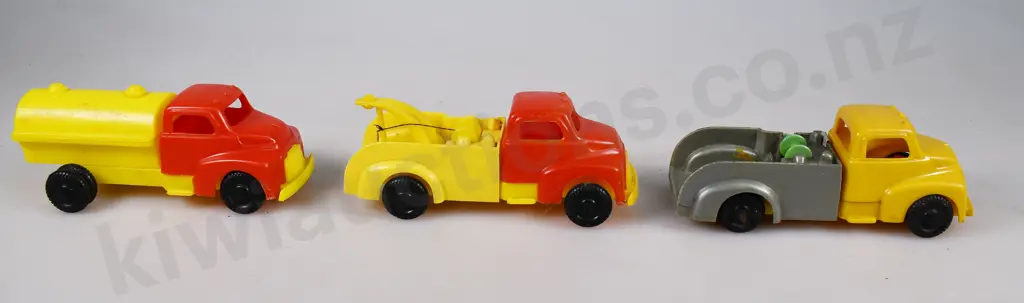 ZEALITE NEW ZEALAND MADE TOY TRUCKS Image 1++