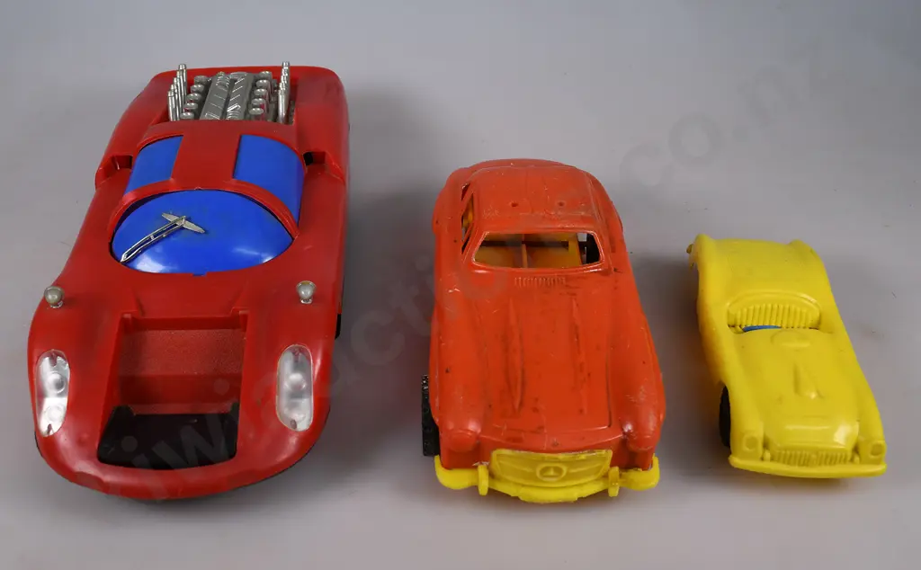 PLASTIC TOY SPORTS CARS Image 1++