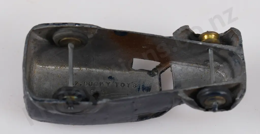 DUCKY TOYS VAN Image 1++