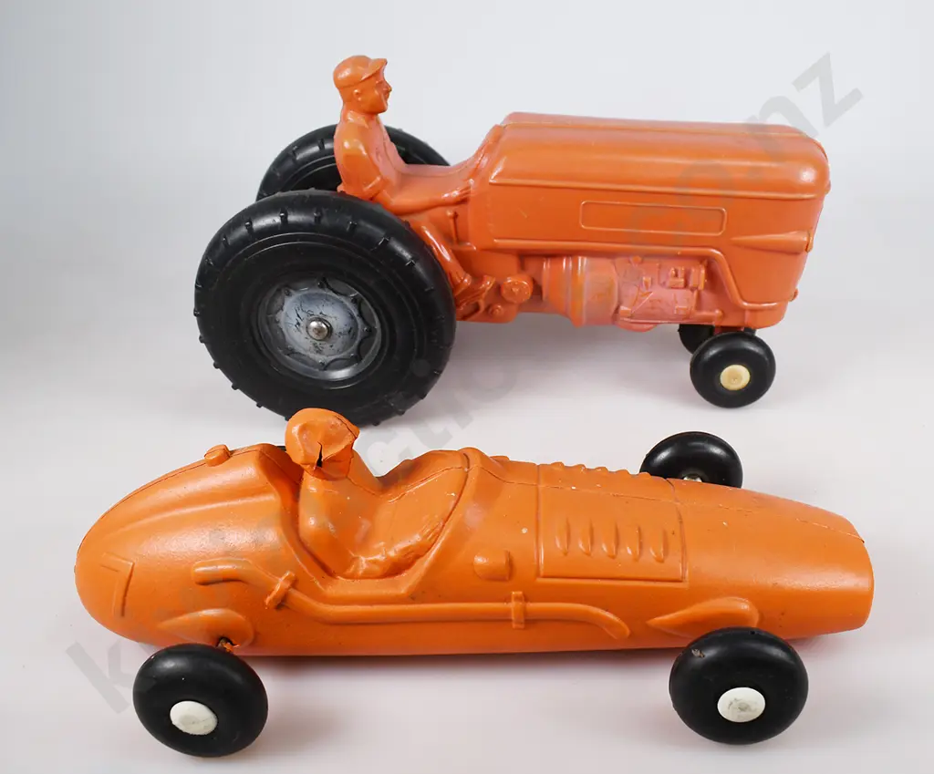 LINCOLN GIANT FARM TRACTOR, RACING CAR Image 1++